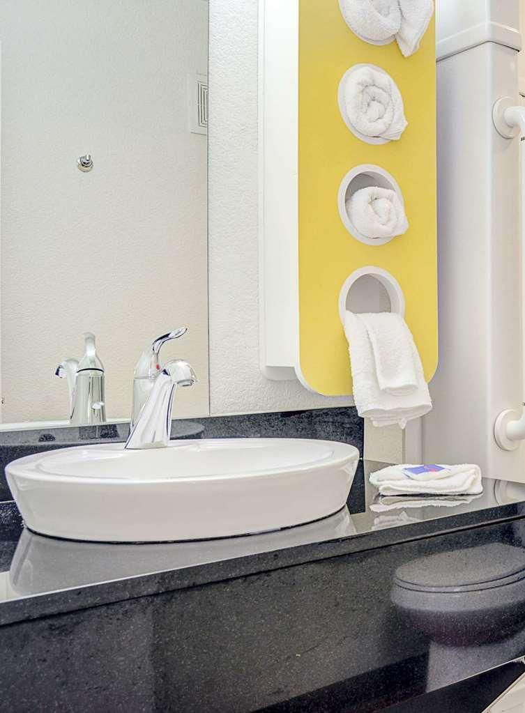 Motel 6-Phoenix, Az - North Bell Road מראה חיצוני תמונה
