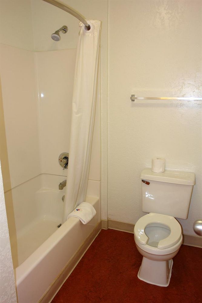 Motel 6-Phoenix, Az - North Bell Road מראה חיצוני תמונה