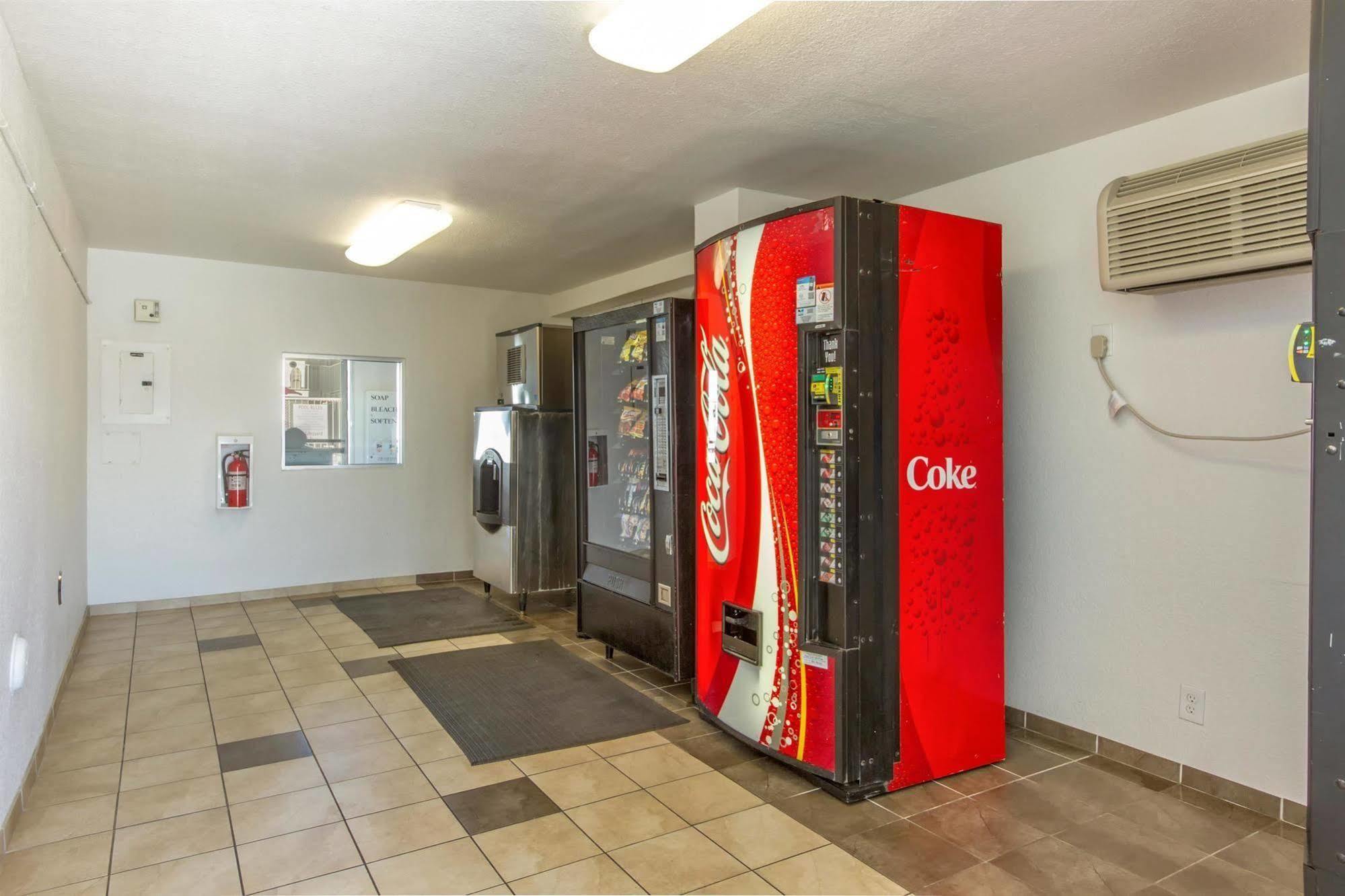 Motel 6-Phoenix, Az - North Bell Road מראה חיצוני תמונה